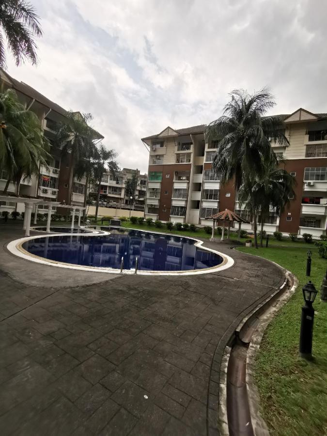 My Place Apartment Субанг Джая Екстериор снимка