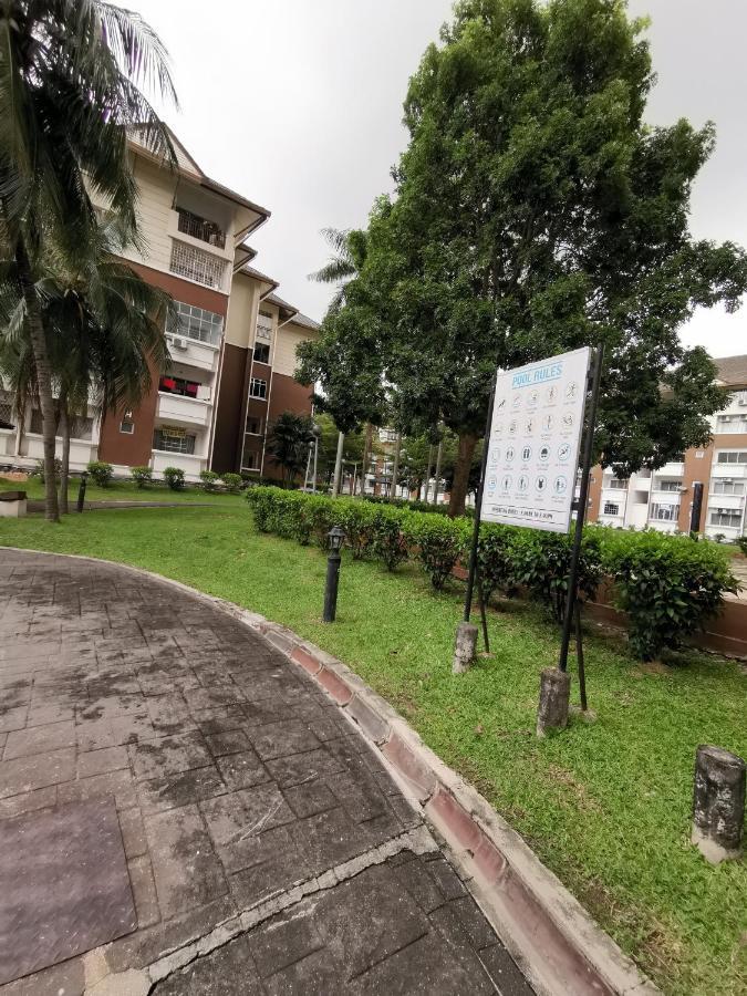My Place Apartment Субанг Джая Екстериор снимка