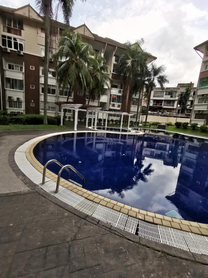 My Place Apartment Субанг Джая Екстериор снимка