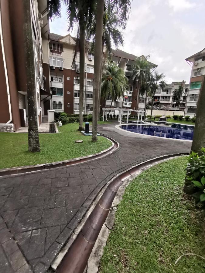 My Place Apartment Субанг Джая Екстериор снимка